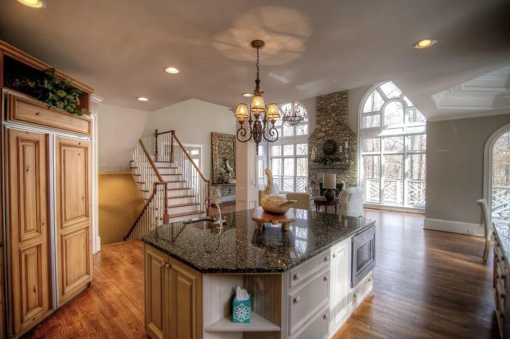 393 Caruso Court, Atlanta, Georgia 30350, 5 Bedrooms Bedrooms, ,5 BathroomsBathrooms,Residential,Sold,393 Caruso Court,5728403