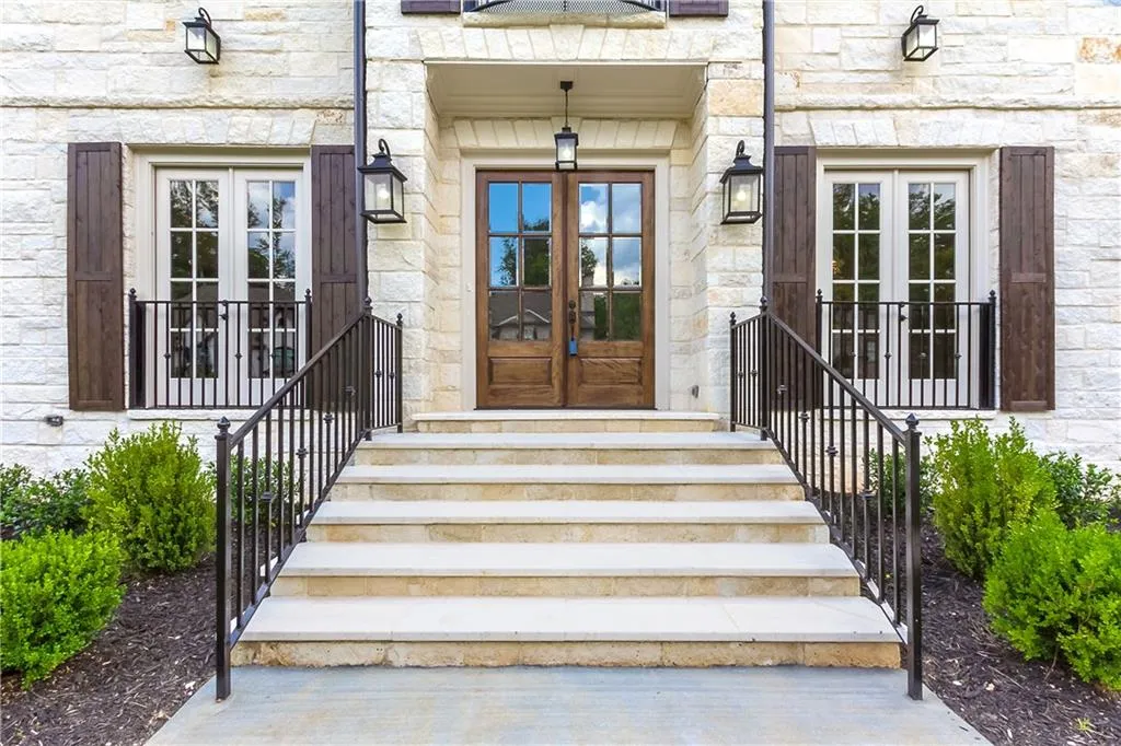 210 Rivermere Way, Atlanta, Georgia 30350, 5 Bedrooms Bedrooms, ,4 BathroomsBathrooms,Residential,Sold,210 Rivermere Way,6560222