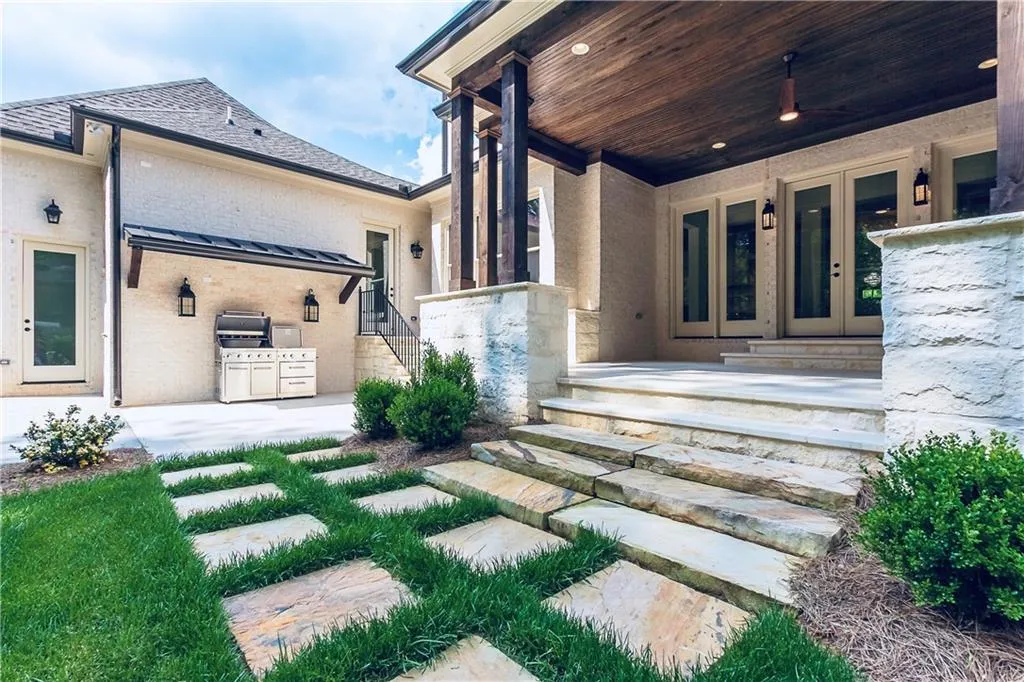 210 Rivermere Way, Atlanta, Georgia 30350, 5 Bedrooms Bedrooms, ,4 BathroomsBathrooms,Residential,Sold,210 Rivermere Way,6560222