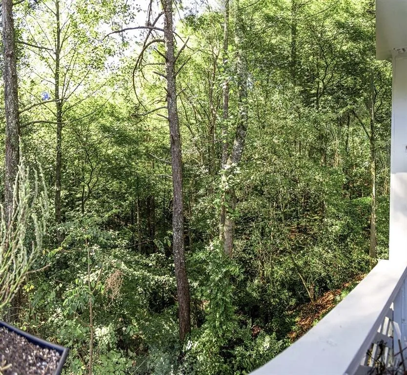 1609 Vicksburg Place, Sandy Springs, Georgia 30350, 2 Bedrooms Bedrooms, ,2 BathroomsBathrooms,Residential,Sold,1609 Vicksburg Place,6621578 1609 Vicksburg Place, Sandy Springs, Georgia 30350, 2 Bedrooms Bedrooms, ,2 BathroomsBathrooms,Residential,Sold,1609 Vicksburg Place,6621578