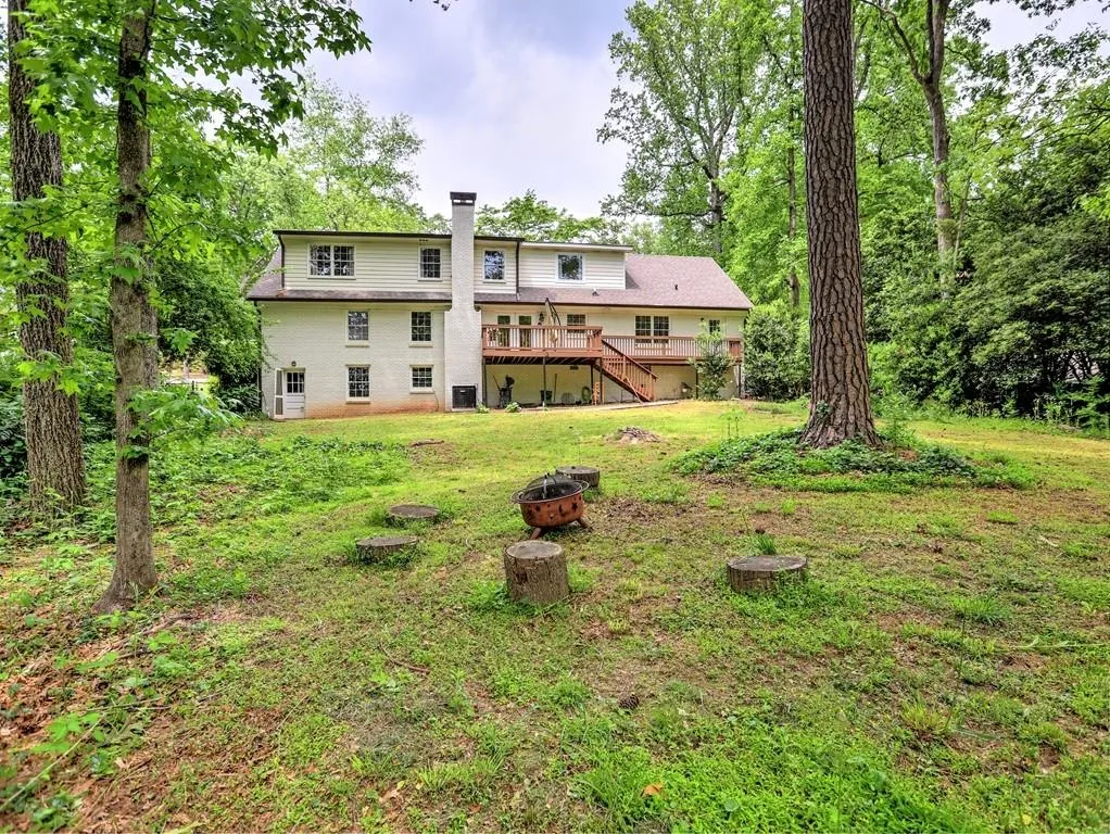 795 Spalding Drive, Sandy Springs, Georgia 30328, 5 Bedrooms Bedrooms, ,4 BathroomsBathrooms,Residential,Sold,795 Spalding Drive,6875129