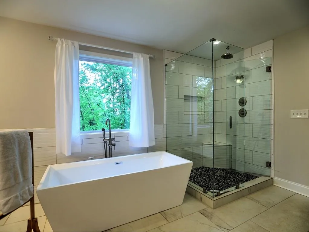 795 Spalding Drive, Sandy Springs, Georgia 30328, 5 Bedrooms Bedrooms, ,4 BathroomsBathrooms,Residential,Sold,795 Spalding Drive,6875129