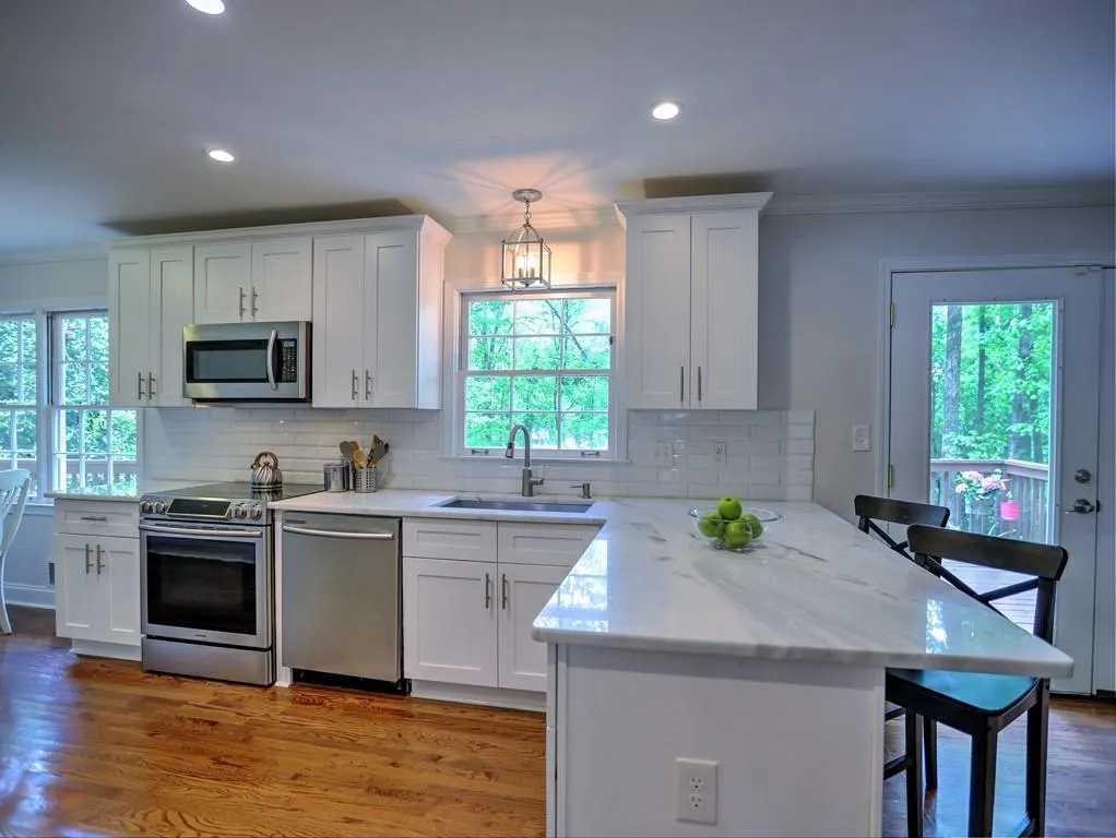 795 Spalding Drive, Sandy Springs, Georgia 30328, 5 Bedrooms Bedrooms, ,4 BathroomsBathrooms,Residential,Sold,795 Spalding Drive,6875129