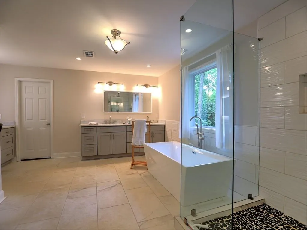 795 Spalding Drive, Sandy Springs, Georgia 30328, 5 Bedrooms Bedrooms, ,4 BathroomsBathrooms,Residential,Sold,795 Spalding Drive,6875129