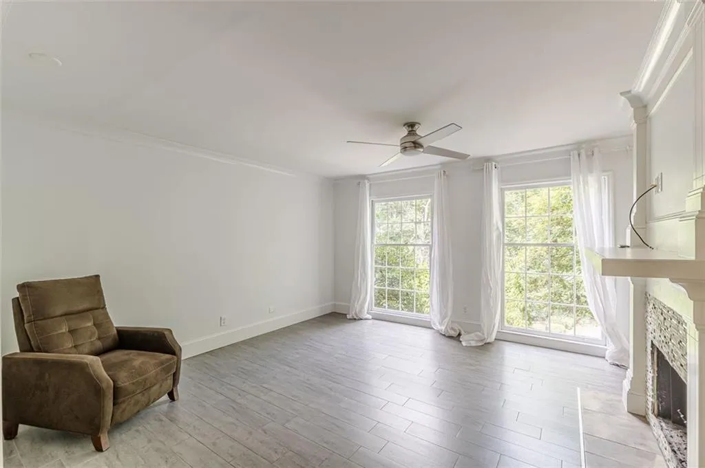 320 Alberta Terrace Ne Unit 3, Atlanta, Georgia 30305, 3 Bedrooms Bedrooms, ,3 BathroomsBathrooms,Residential,For Sale,320 Alberta Terrace Ne Unit 3,7632941