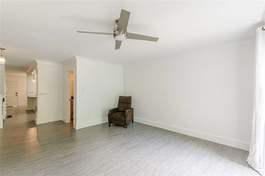 320 Alberta Terrace Ne Unit 3, Atlanta, Georgia 30305, 3 Bedrooms Bedrooms, ,3 BathroomsBathrooms,Residential,For Sale,320 Alberta Terrace Ne Unit 3,7632941