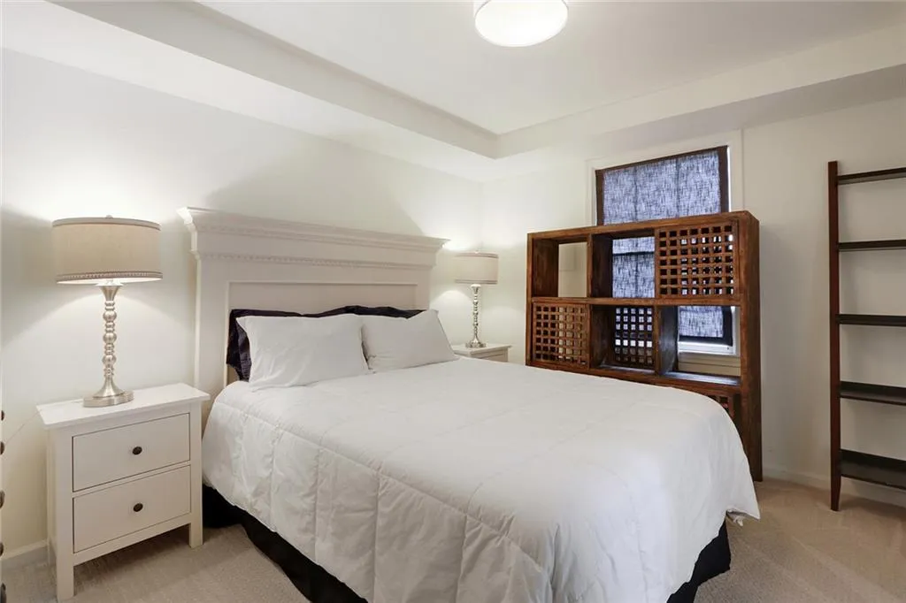 5200 High Point Road, Atlanta, Georgia 30342, 4 Bedrooms Bedrooms, ,3 BathroomsBathrooms,Residential,Sold,5200 High Point Road,6765638