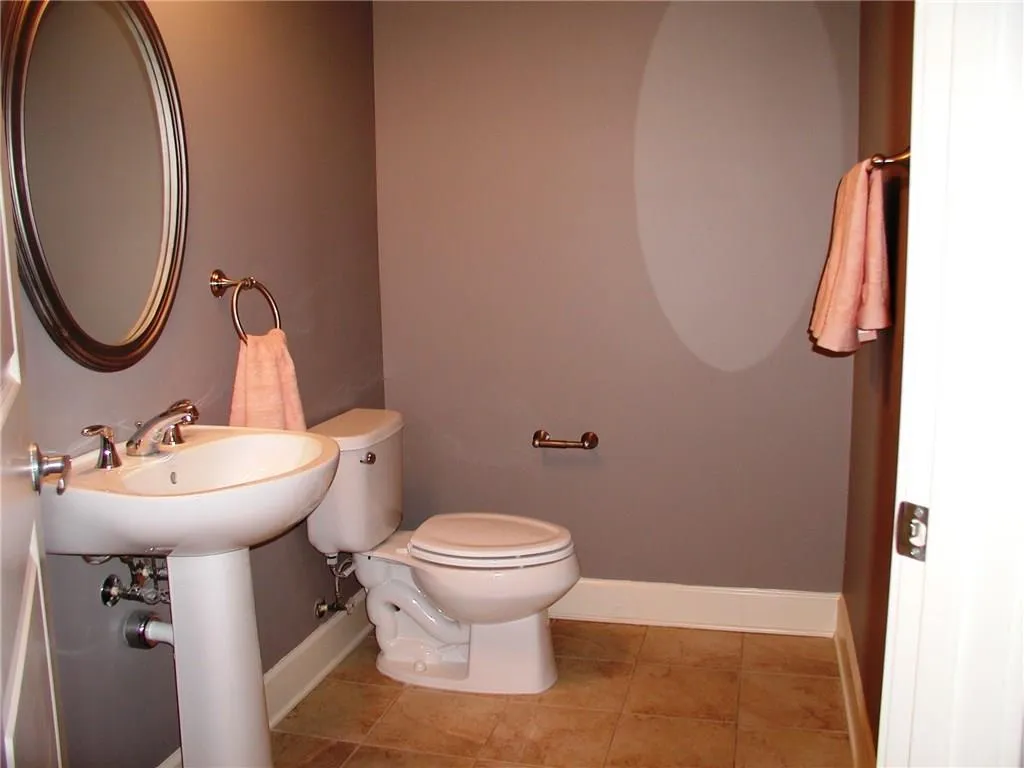 200 River Vista Drive Unit 418, Atlanta, Georgia 30339, 2 Bedrooms Bedrooms, ,2 BathroomsBathrooms,Residential,Sold,200 River Vista Drive Unit 418,5621889