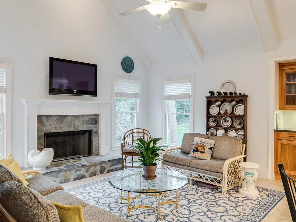 435 Pine Forest Road, Sandy Springs, Georgia 30342, 4 Bedrooms Bedrooms, ,4 BathroomsBathrooms,Residential,Sold,435 Pine Forest Road,5818574