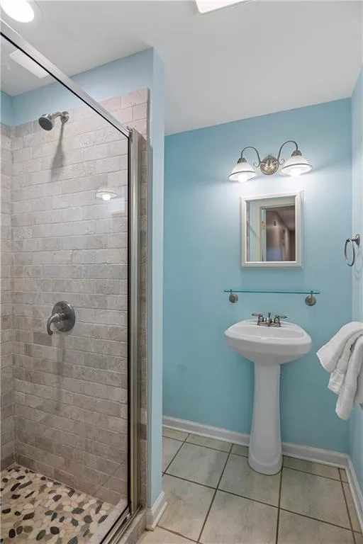 5605 Sherrell Drive, Atlanta, Georgia 30342, 4 Bedrooms Bedrooms, ,3 BathroomsBathrooms,Residential,Sold,5605 Sherrell Drive,6873219