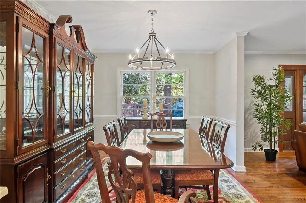 5605 Sherrell Drive, Atlanta, Georgia 30342, 4 Bedrooms Bedrooms, ,3 BathroomsBathrooms,Residential,Sold,5605 Sherrell Drive,6873219