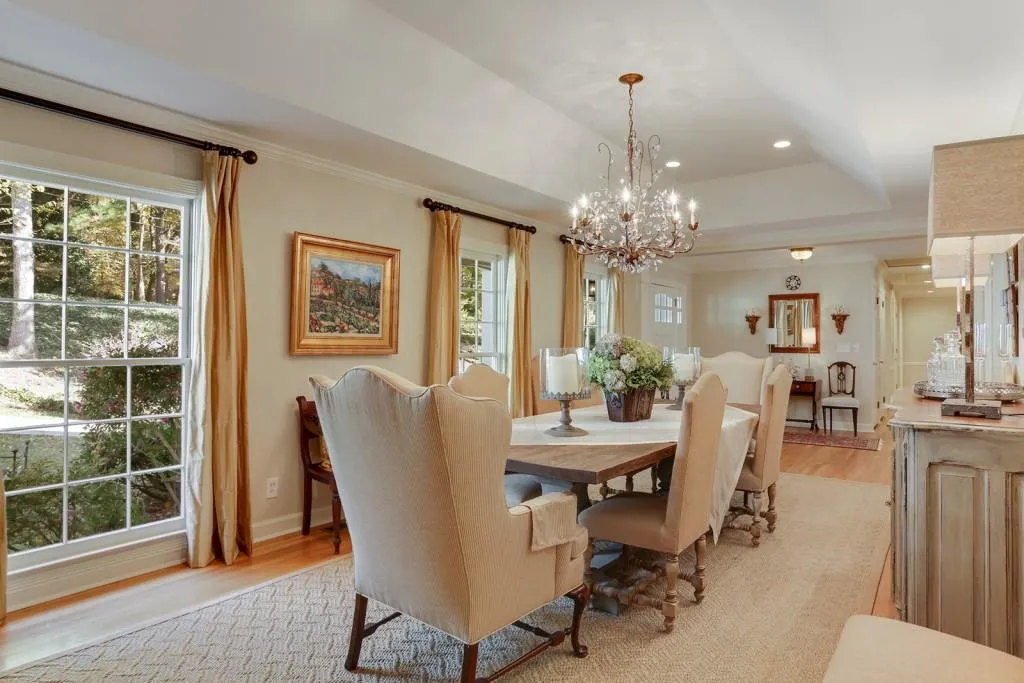 120 Forrest Lake Drive, Sandy Springs, Georgia 30327, 5 Bedrooms Bedrooms, ,6 BathroomsBathrooms,Residential,Sold,120 Forrest Lake Drive,6104431