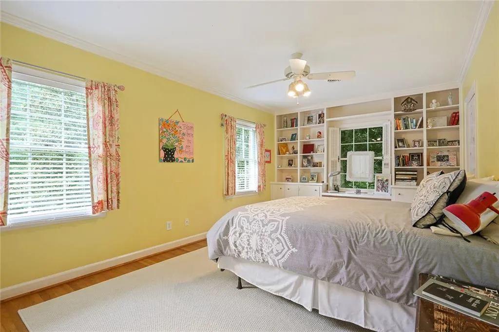 450 Ferry Landing, Sandy Springs, Georgia 30328, 5 Bedrooms Bedrooms, ,4 BathroomsBathrooms,Residential,Sold,450 Ferry Landing,6038718