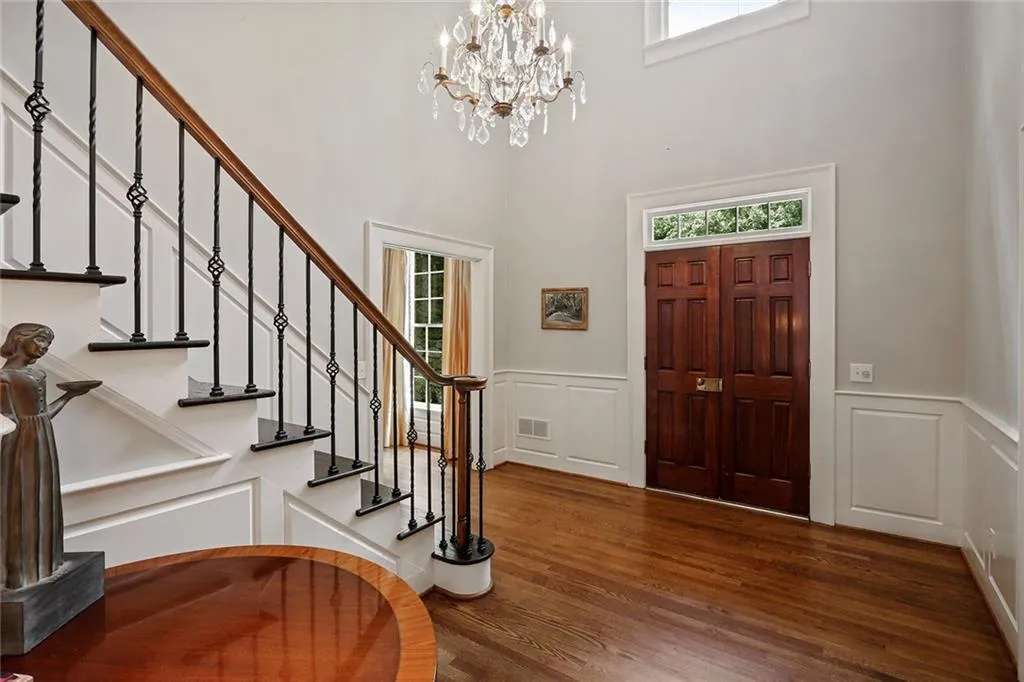 450 Ferry Landing, Sandy Springs, Georgia 30328, 5 Bedrooms Bedrooms, ,4 BathroomsBathrooms,Residential,Sold,450 Ferry Landing,6038718