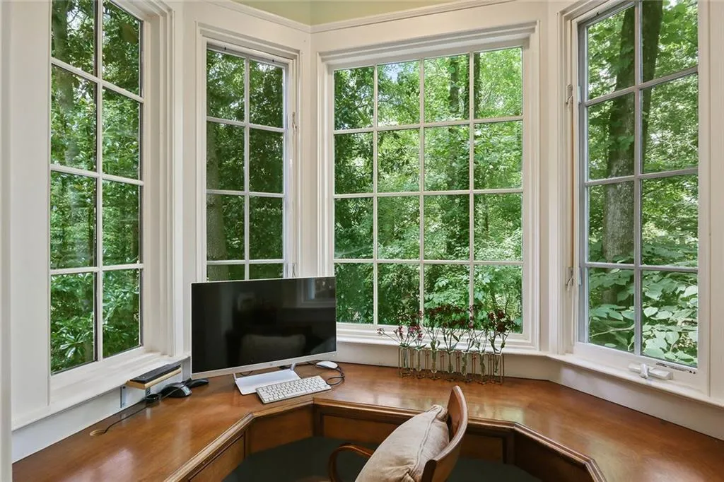 450 Ferry Landing, Sandy Springs, Georgia 30328, 5 Bedrooms Bedrooms, ,4 BathroomsBathrooms,Residential,Sold,450 Ferry Landing,6038718