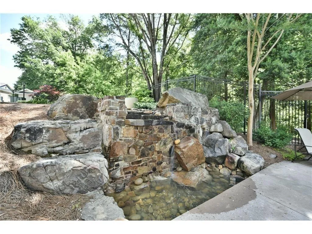 200 River Vista Drive Unit 532, Atlanta, Georgia 30339, 1 Bedroom Bedrooms, ,1 BathroomBathrooms,Residential,Sold,200 River Vista Drive Unit 532,5890938