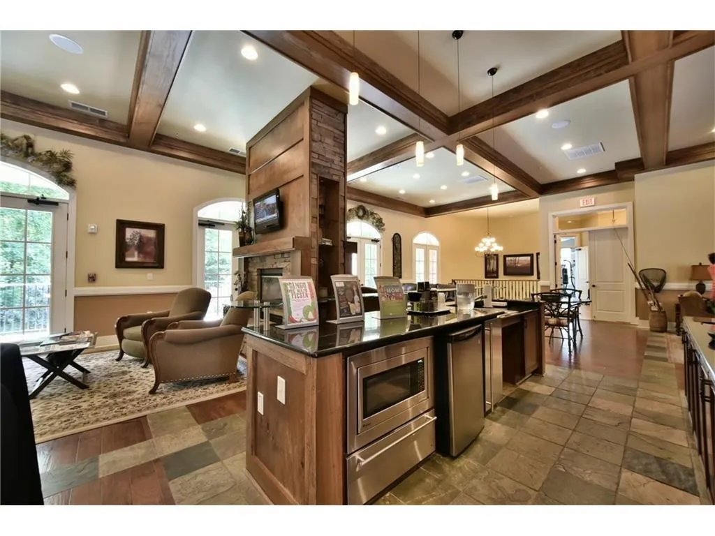 200 River Vista Drive Unit 532, Atlanta, Georgia 30339, 1 Bedroom Bedrooms, ,1 BathroomBathrooms,Residential,Sold,200 River Vista Drive Unit 532,5890938