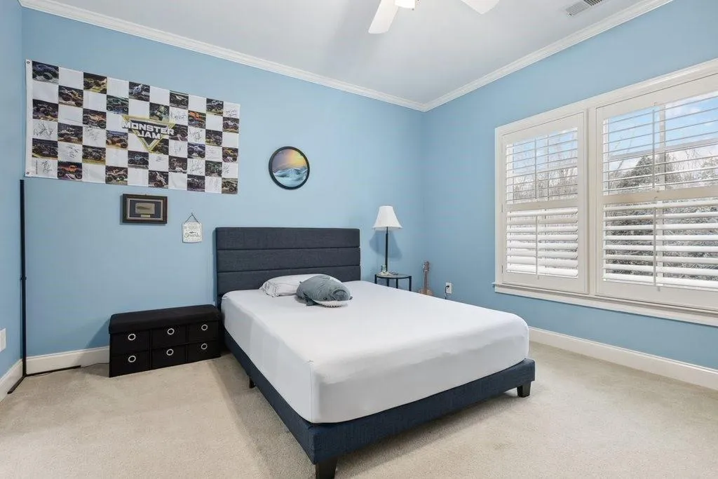29 Cliftwood Drive, Sandy Springs, Georgia 30328, 5 Bedrooms Bedrooms, ,6 BathroomsBathrooms,Residential,Sold,29 Cliftwood Drive,7524001