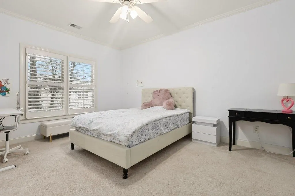 29 Cliftwood Drive, Sandy Springs, Georgia 30328, 5 Bedrooms Bedrooms, ,6 BathroomsBathrooms,Residential,Sold,29 Cliftwood Drive,7524001