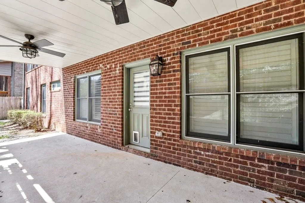 29 Cliftwood Drive, Sandy Springs, Georgia 30328, 5 Bedrooms Bedrooms, ,6 BathroomsBathrooms,Residential,Sold,29 Cliftwood Drive,7524001