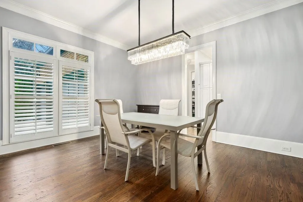 29 Cliftwood Drive, Sandy Springs, Georgia 30328, 5 Bedrooms Bedrooms, ,6 BathroomsBathrooms,Residential,Sold,29 Cliftwood Drive,7524001