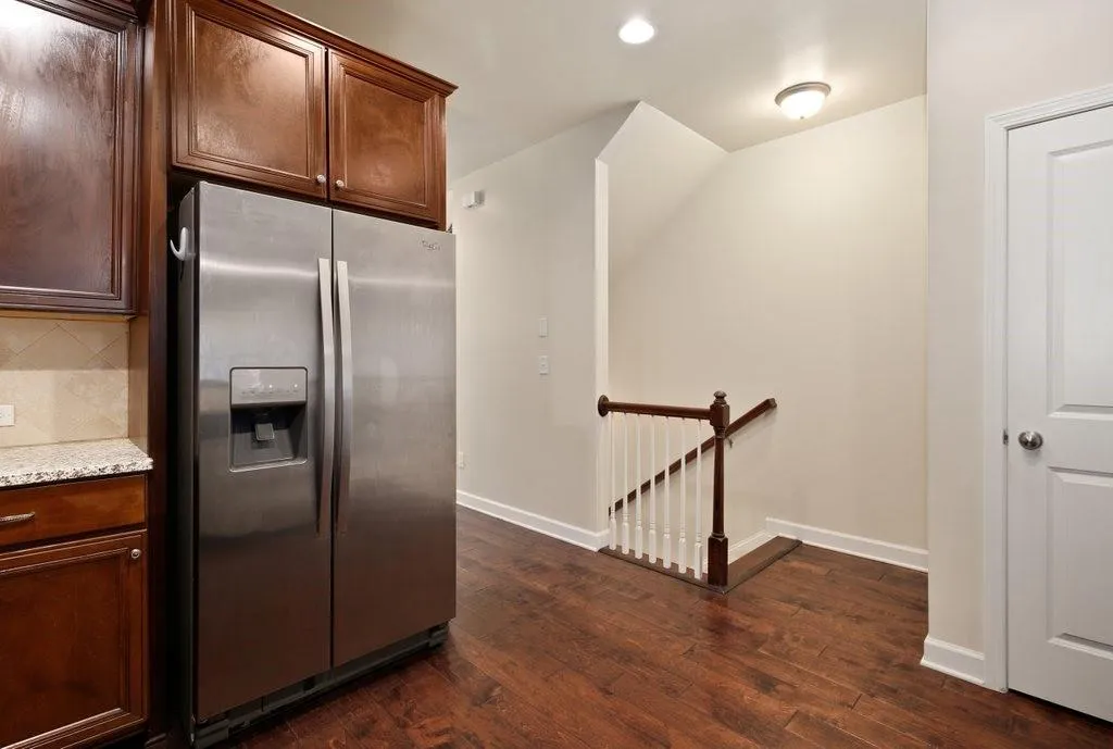 7515 Highland Bluff, Atlanta, Georgia 30328, 3 Bedrooms Bedrooms, ,3 BathroomsBathrooms,Residential,Sold,7515 Highland Bluff,6909699