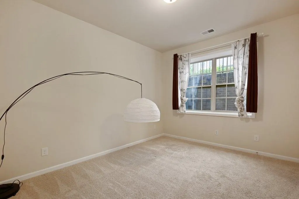 7515 Highland Bluff, Atlanta, Georgia 30328, 3 Bedrooms Bedrooms, ,3 BathroomsBathrooms,Residential,Sold,7515 Highland Bluff,6909699