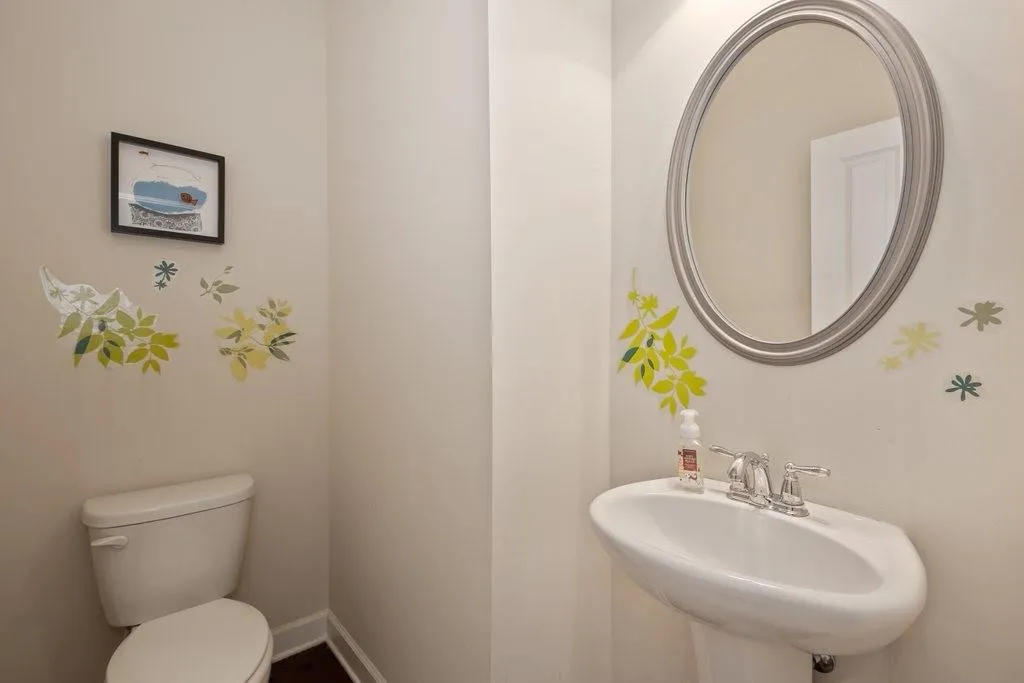 7515 Highland Bluff, Atlanta, Georgia 30328, 3 Bedrooms Bedrooms, ,3 BathroomsBathrooms,Residential,Sold,7515 Highland Bluff,6909699