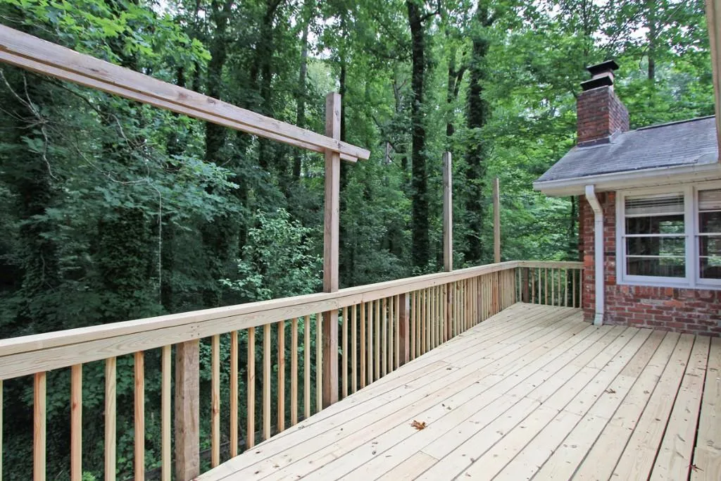 100 Wyndham Drive, Sandy Springs, Georgia 30328, 3 Bedrooms Bedrooms, ,2 BathroomsBathrooms,Residential,Sold,100 Wyndham Drive,5542793