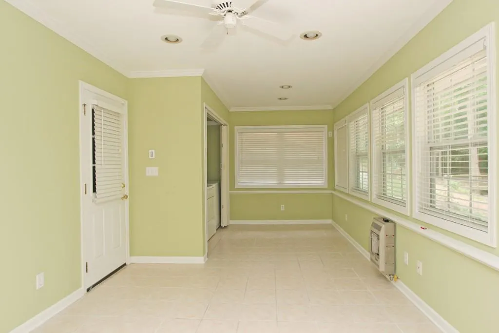 100 Wyndham Drive, Sandy Springs, Georgia 30328, 3 Bedrooms Bedrooms, ,2 BathroomsBathrooms,Residential,Sold,100 Wyndham Drive,5542793