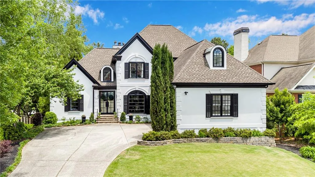 220 Windsor Gate Cove Ne, Atlanta, Georgia 30342, 5 Bedrooms Bedrooms, ,4 BathroomsBathrooms,Residential,Sold,220 Windsor Gate Cove Ne,6882787