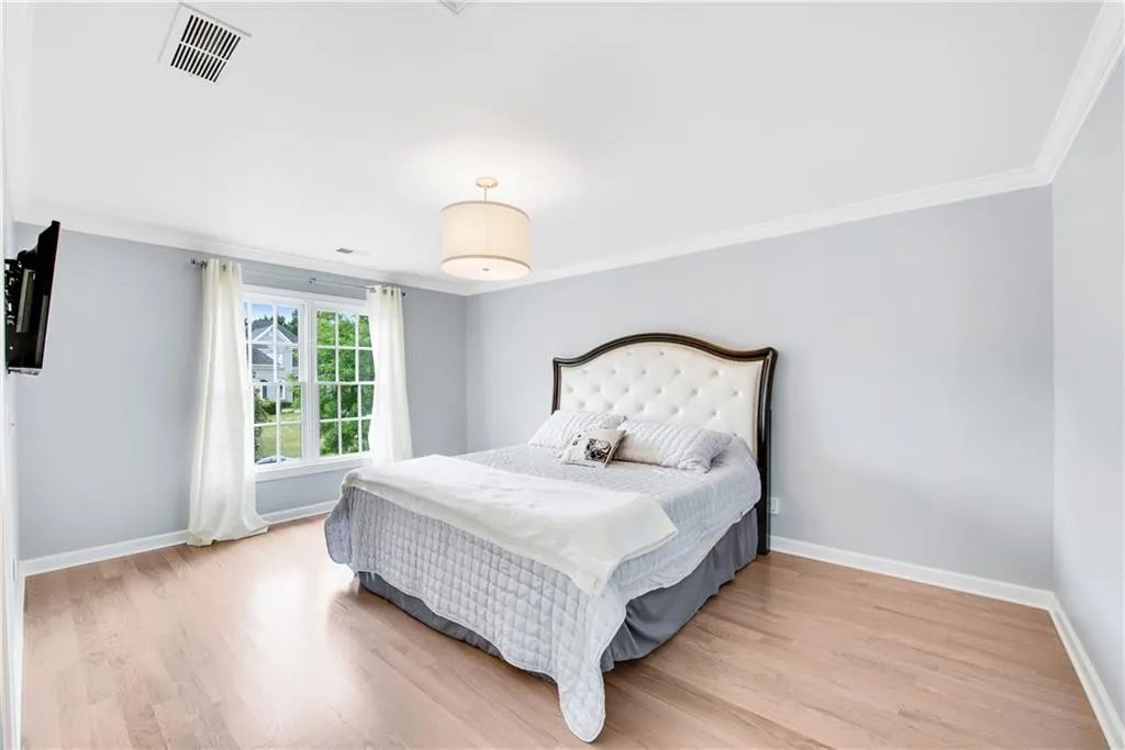 220 Windsor Gate Cove Ne, Atlanta, Georgia 30342, 5 Bedrooms Bedrooms, ,4 BathroomsBathrooms,Residential,Sold,220 Windsor Gate Cove Ne,6882787