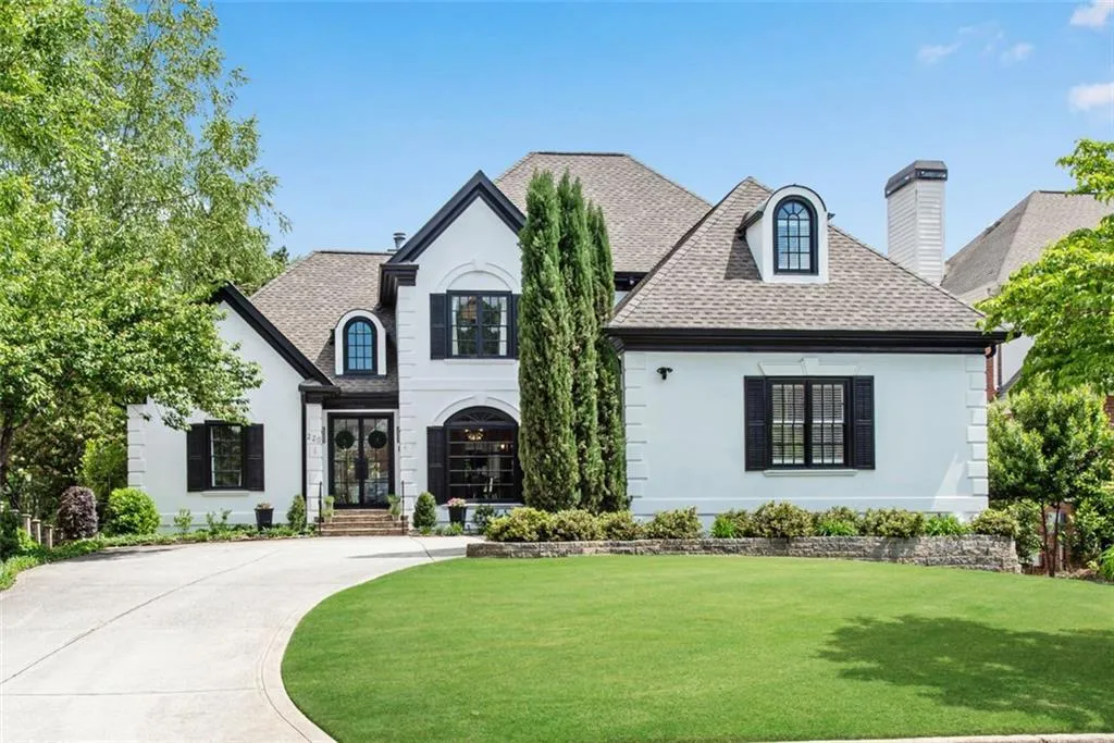 220 Windsor Gate Cove Ne, Atlanta, Georgia 30342, 5 Bedrooms Bedrooms, ,4 BathroomsBathrooms,Residential,Sold,220 Windsor Gate Cove Ne,6882787