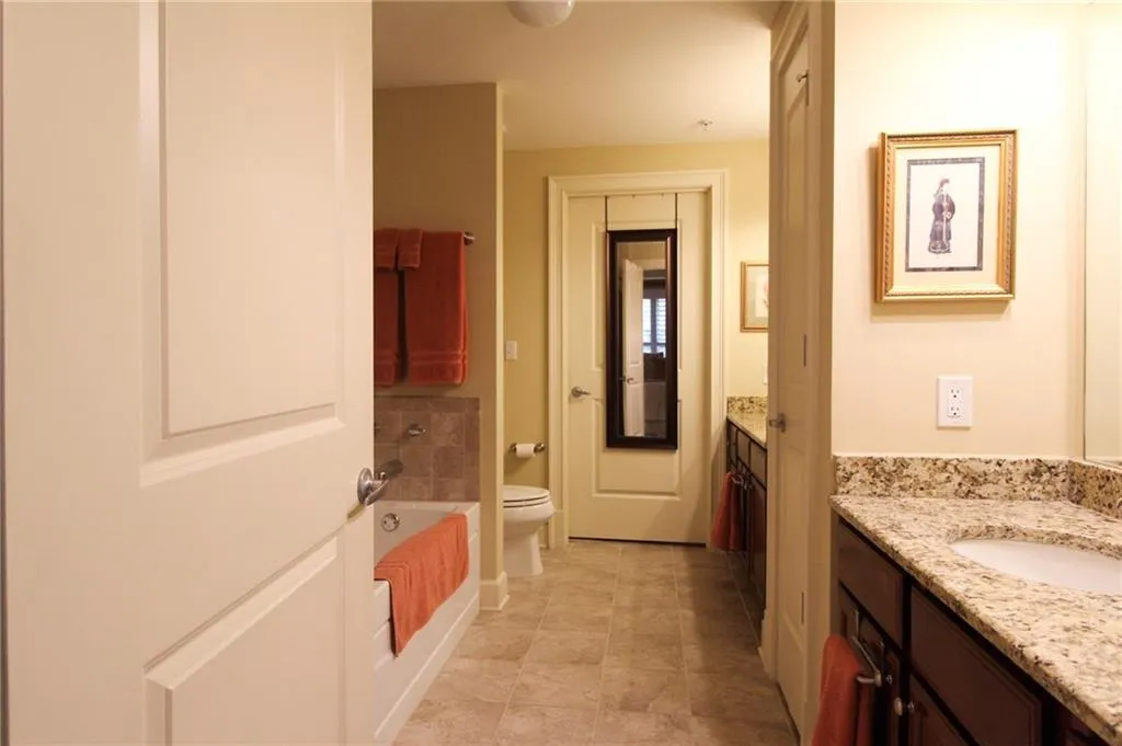 200 River Vista Drive Unit 538, Atlanta, Georgia 30339, 2 Bedrooms Bedrooms, ,2 BathroomsBathrooms,Residential,Sold,200 River Vista Drive Unit 538,5905872