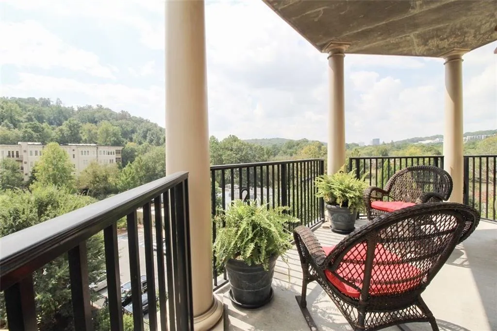 200 River Vista Drive Unit 538, Atlanta, Georgia 30339, 2 Bedrooms Bedrooms, ,2 BathroomsBathrooms,Residential,Sold,200 River Vista Drive Unit 538,5905872