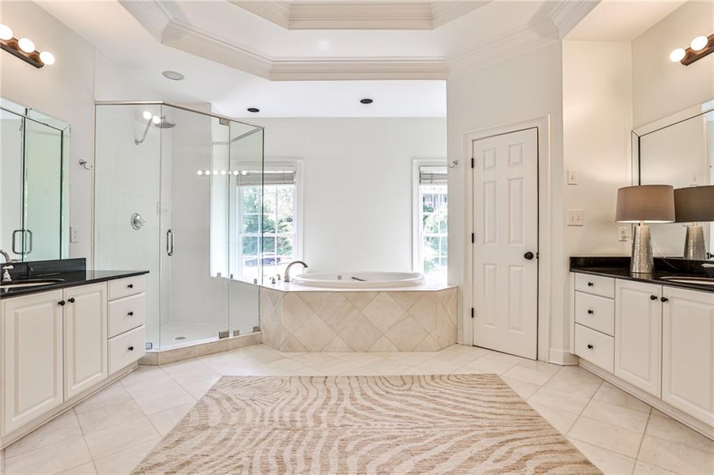 345 W Berwicke Common, Atlanta, Georgia 30342, 5 Bedrooms Bedrooms, ,4 BathroomsBathrooms,Residential,Sold,345 W Berwicke Common,7276024