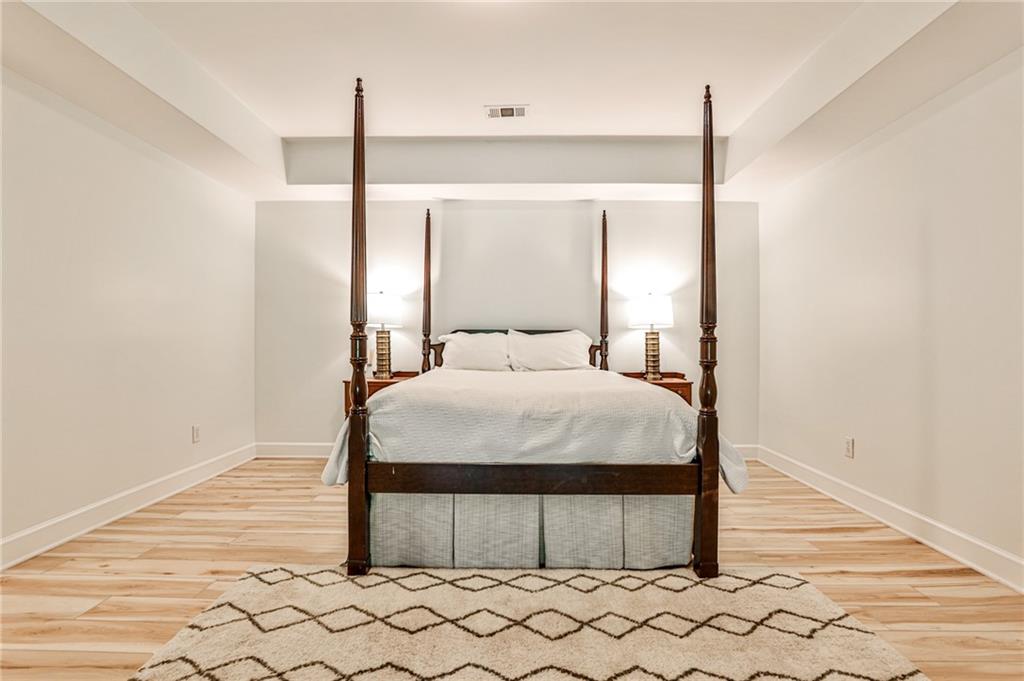 345 W Berwicke Common, Atlanta, Georgia 30342, 5 Bedrooms Bedrooms, ,4 BathroomsBathrooms,Residential,Sold,345 W Berwicke Common,7276024