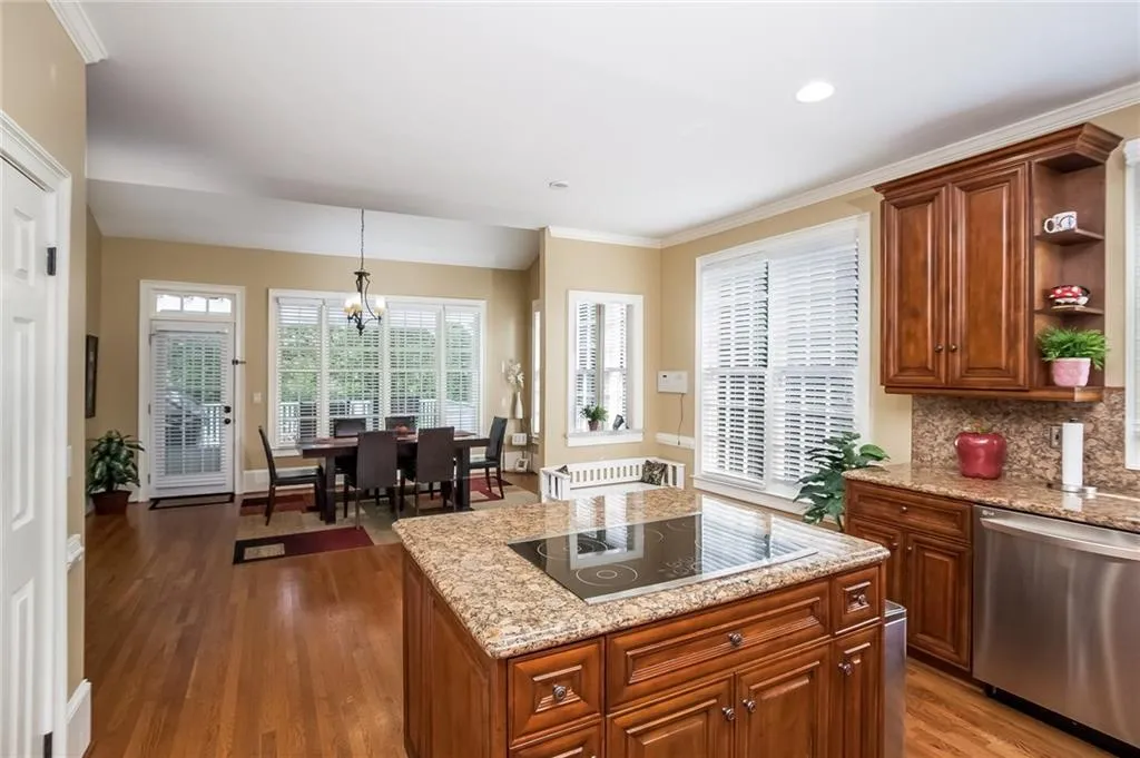 5135 Falcon Chase Lane, Atlanta, Georgia 30342, 5 Bedrooms Bedrooms, ,4 BathroomsBathrooms,Residential,Sold,5135 Falcon Chase Lane,5752221