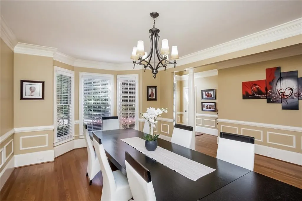 5135 Falcon Chase Lane, Atlanta, Georgia 30342, 5 Bedrooms Bedrooms, ,4 BathroomsBathrooms,Residential,Sold,5135 Falcon Chase Lane,5752221