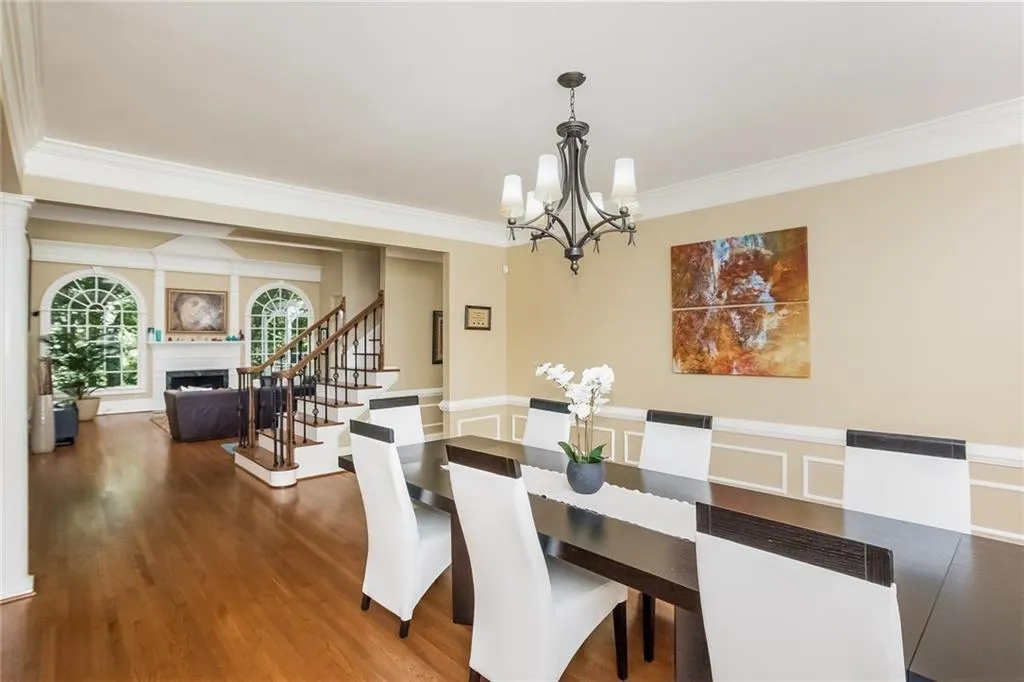 5135 Falcon Chase Lane, Atlanta, Georgia 30342, 5 Bedrooms Bedrooms, ,4 BathroomsBathrooms,Residential,Sold,5135 Falcon Chase Lane,5752221