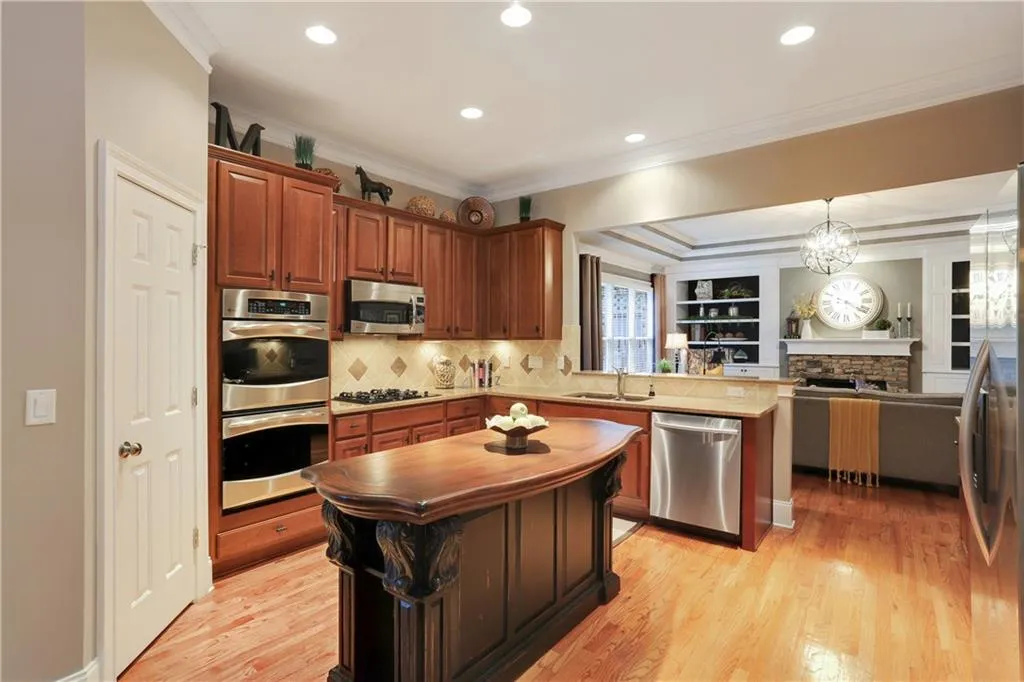 495 Wembley Circle, Sandy Springs, Georgia 30328, 4 Bedrooms Bedrooms, ,3 BathroomsBathrooms,Residential,Sold,495 Wembley Circle,5811441