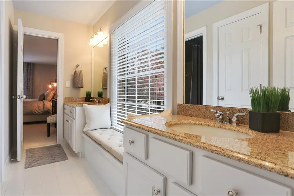 495 Wembley Circle, Sandy Springs, Georgia 30328, 4 Bedrooms Bedrooms, ,3 BathroomsBathrooms,Residential,Sold,495 Wembley Circle,5811441