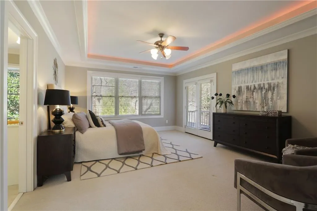 1090 Charles Towne Square, Sandy Springs, Georgia 30328, 4 Bedrooms Bedrooms, ,3 BathroomsBathrooms,Residential,Sold,1090 Charles Towne Square,6829603