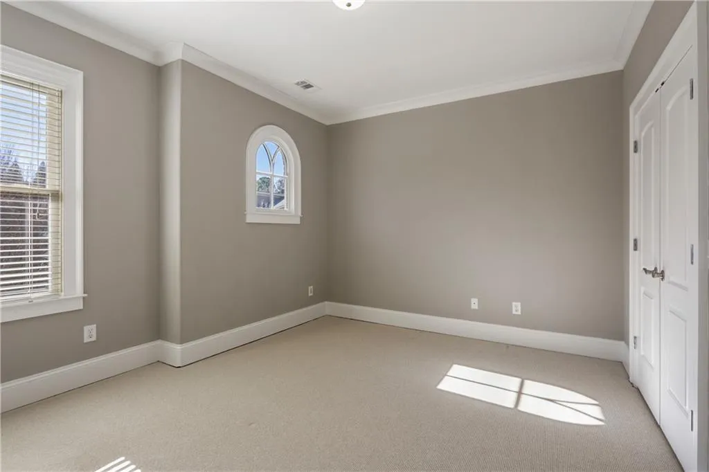 1090 Charles Towne Square, Sandy Springs, Georgia 30328, 4 Bedrooms Bedrooms, ,3 BathroomsBathrooms,Residential,Sold,1090 Charles Towne Square,6829603