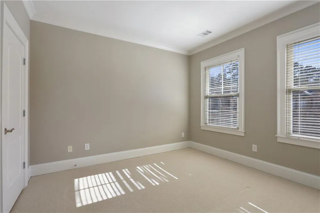 1090 Charles Towne Square, Sandy Springs, Georgia 30328, 4 Bedrooms Bedrooms, ,3 BathroomsBathrooms,Residential,Sold,1090 Charles Towne Square,6829603