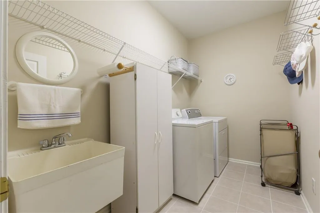 745 Spalding Heights Drive, Sandy Springs, Georgia 30350, 4 Bedrooms Bedrooms, ,3 BathroomsBathrooms,Residential,Sold,745 Spalding Heights Drive,6021339