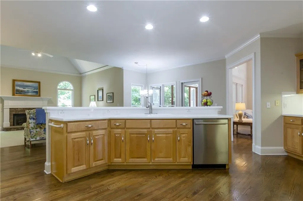 745 Spalding Heights Drive, Sandy Springs, Georgia 30350, 4 Bedrooms Bedrooms, ,3 BathroomsBathrooms,Residential,Sold,745 Spalding Heights Drive,6021339