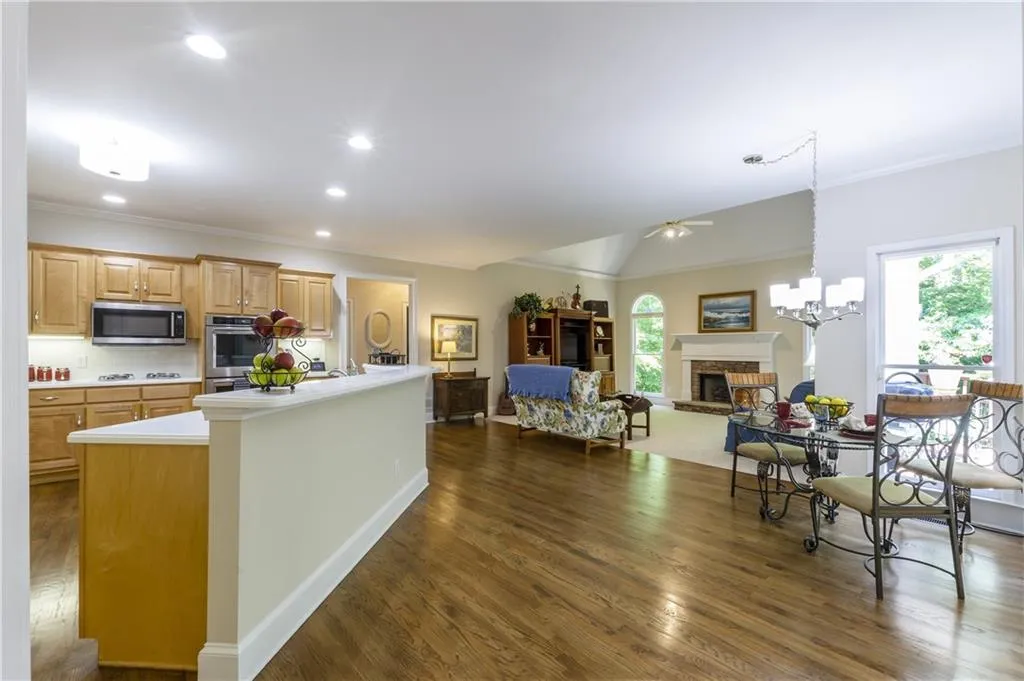 745 Spalding Heights Drive, Sandy Springs, Georgia 30350, 4 Bedrooms Bedrooms, ,3 BathroomsBathrooms,Residential,Sold,745 Spalding Heights Drive,6021339