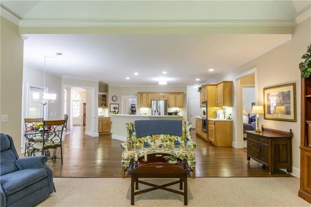 745 Spalding Heights Drive, Sandy Springs, Georgia 30350, 4 Bedrooms Bedrooms, ,3 BathroomsBathrooms,Residential,Sold,745 Spalding Heights Drive,6021339