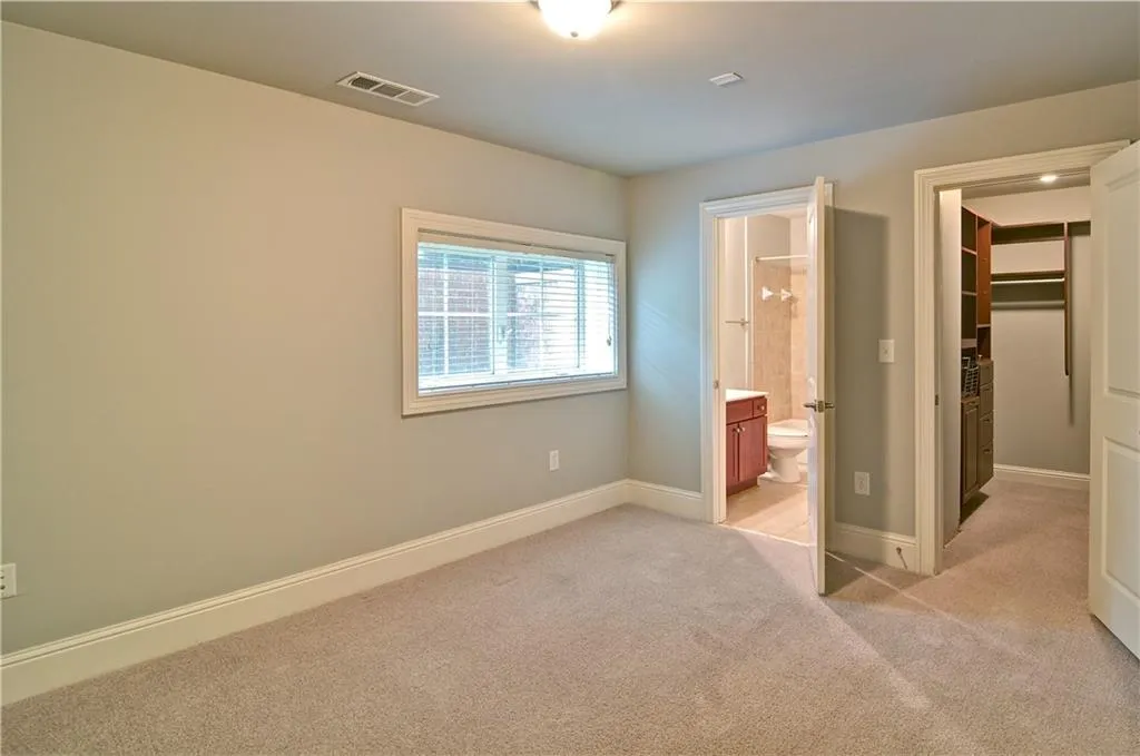 200 Le Gran Cove, Sandy Springs, Georgia 30328, 2 Bedrooms Bedrooms, ,2 BathroomsBathrooms,Residential,Sold,200 Le Gran Cove,6728887